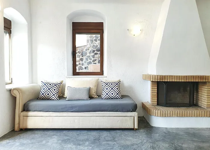 Navita Cave * סנטוריני